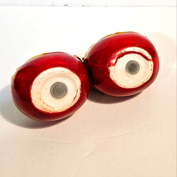 CHICKEN SALT & PEPPER SHAKERS WITH STOPPERS - Picture 5 of 5